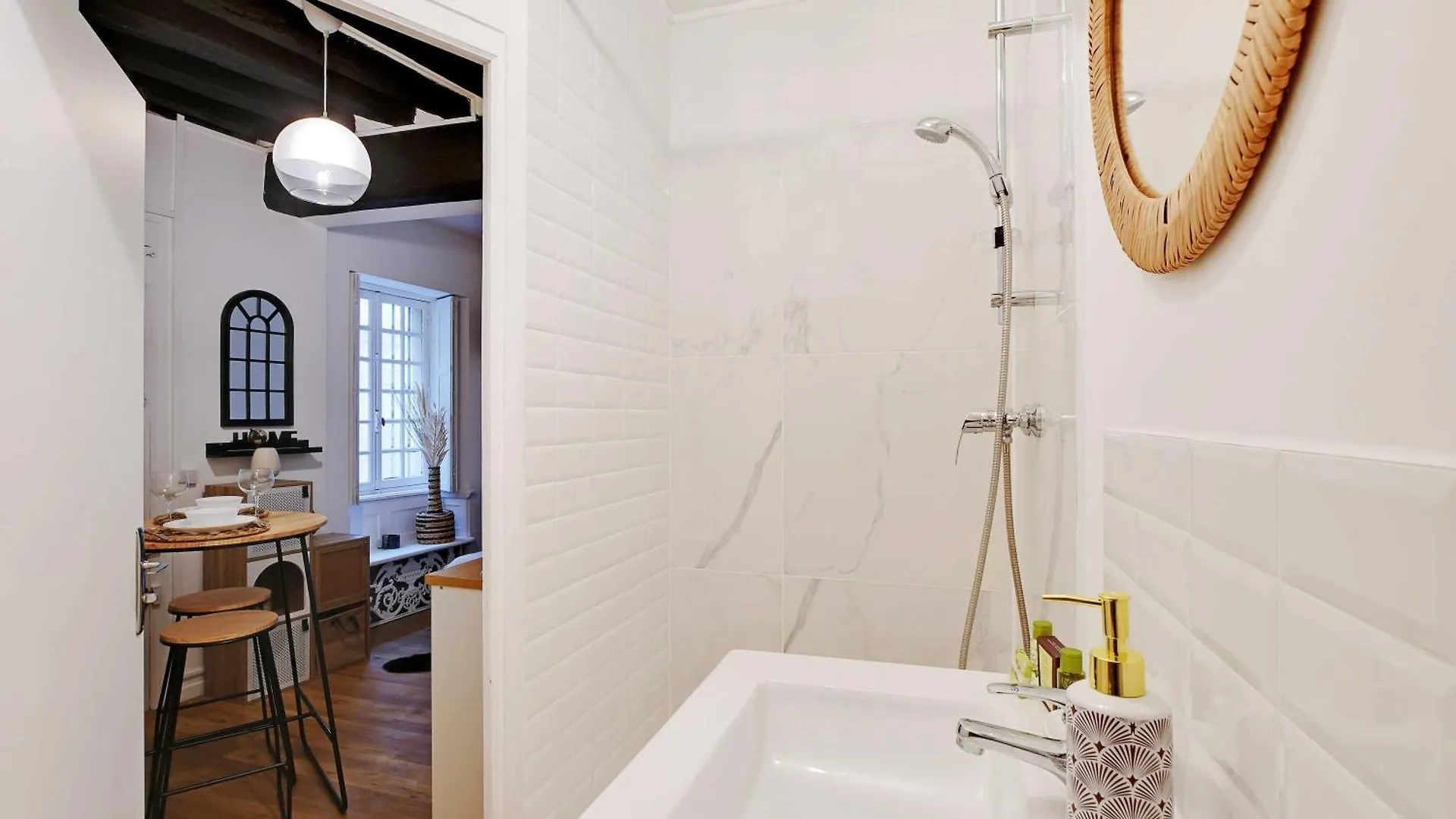 Cosy Studio Close To The Pantheon Апартаменты